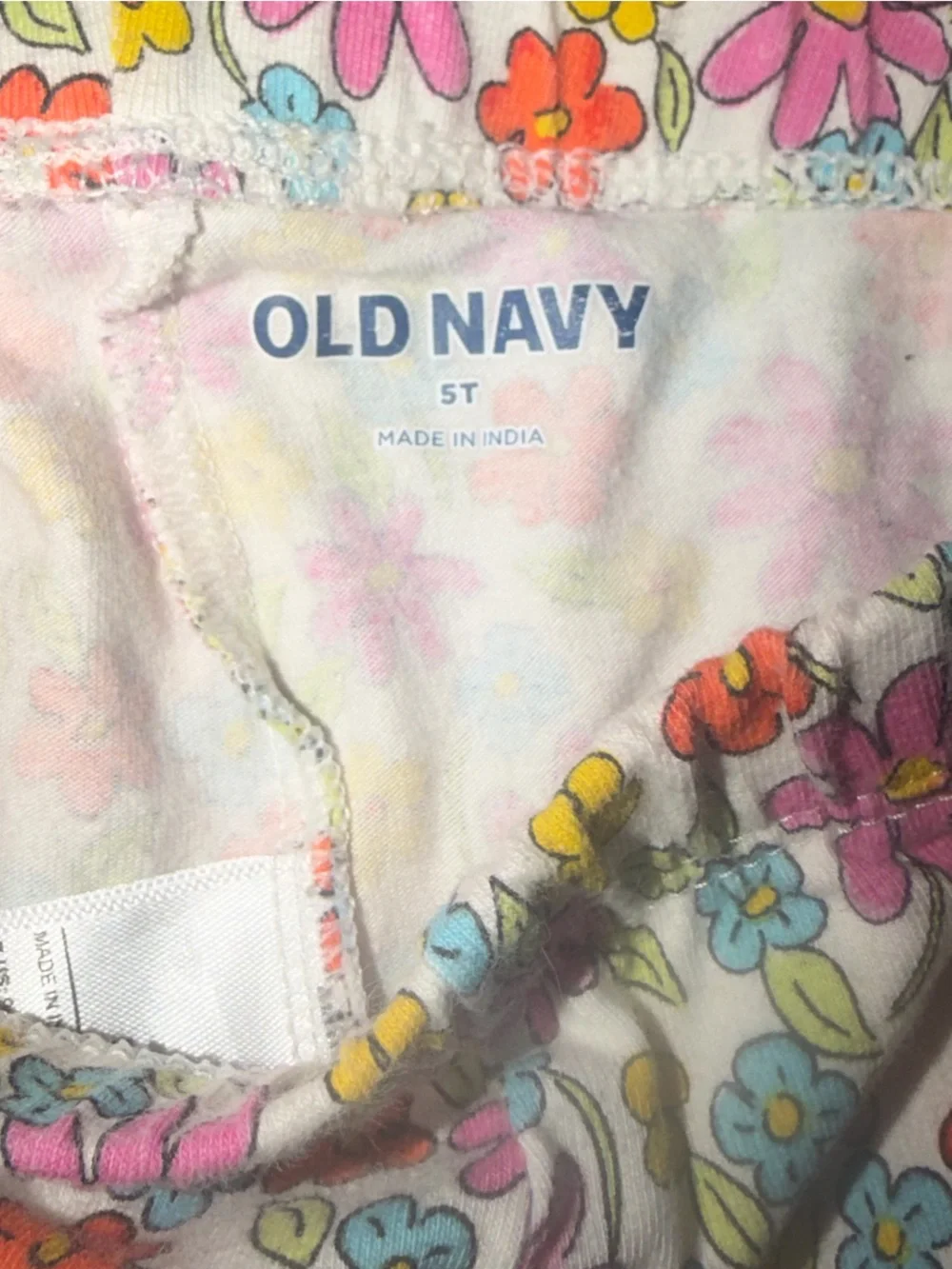 Old Navy White Floral Stretch Leggings with Pink, Red & Yellow Flowers